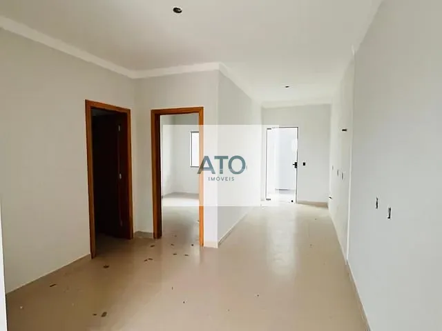 Casa 2 quartos e 1 banheiro, à venda, no bairro Joáia em Tijucas