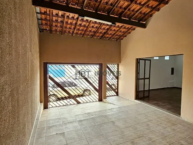 Casa 3 quartos e 2 banheiros, à venda, no bairro Conjunto Habitacional Presidente Eurico Gaspar Dutra em Bauru