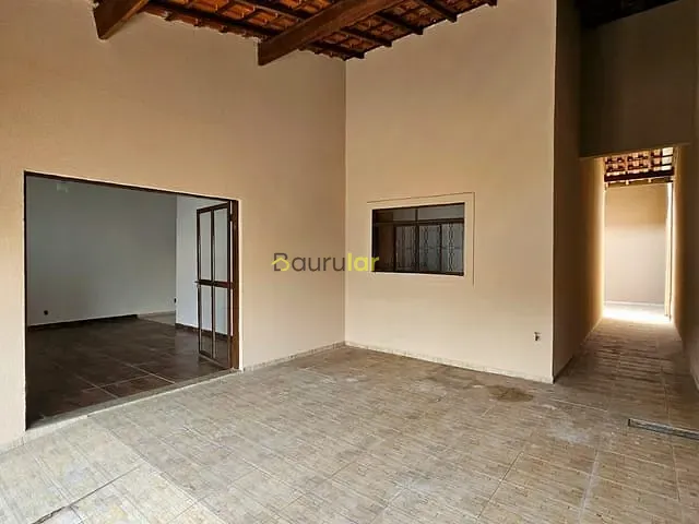 Casa 3 quartos e 2 banheiros, à venda, no bairro Conjunto Habitacional Presidente Eurico Gaspar Dutra em Bauru