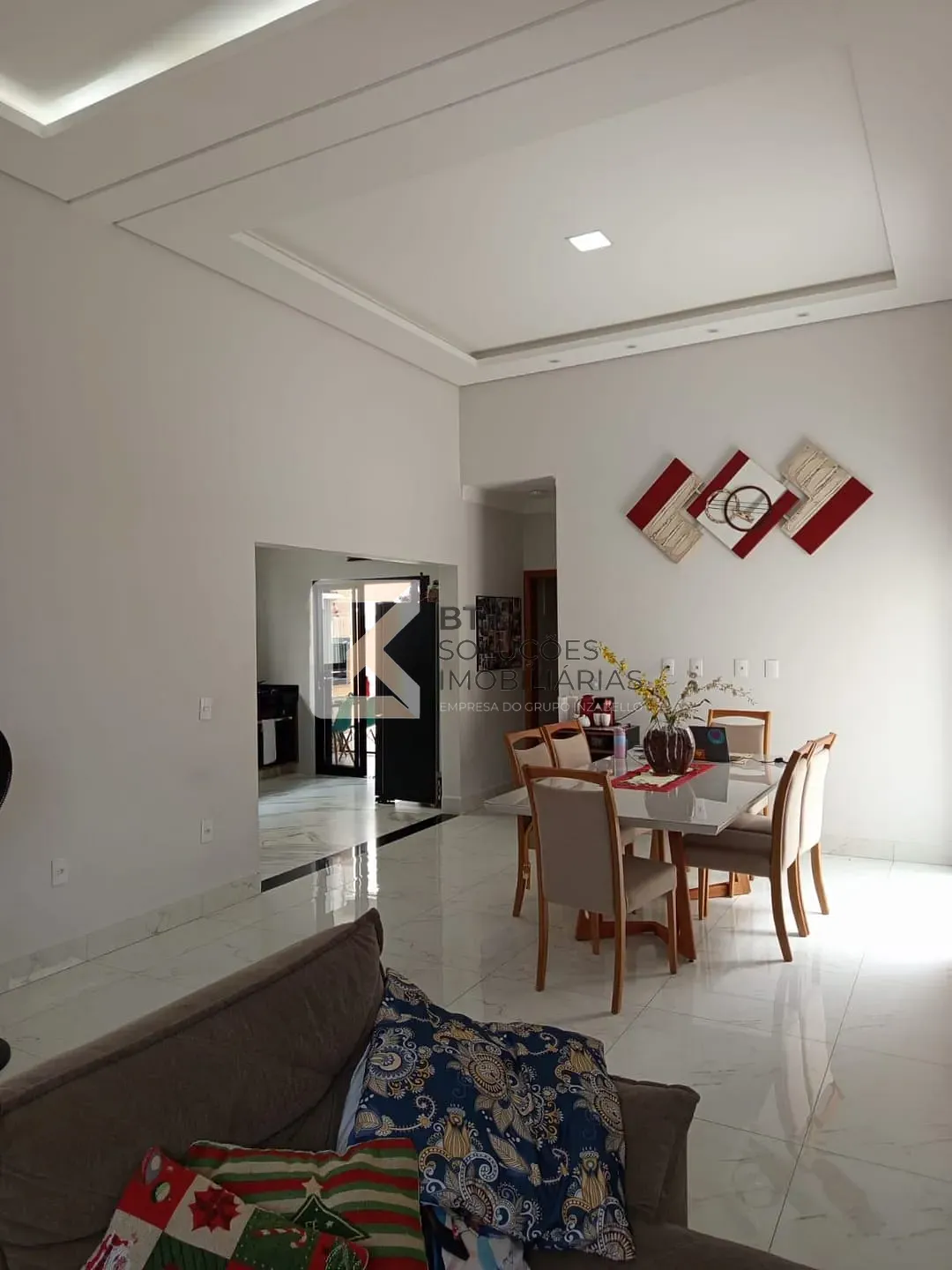 Casa, 3 quartos, 200 m² - Foto 3