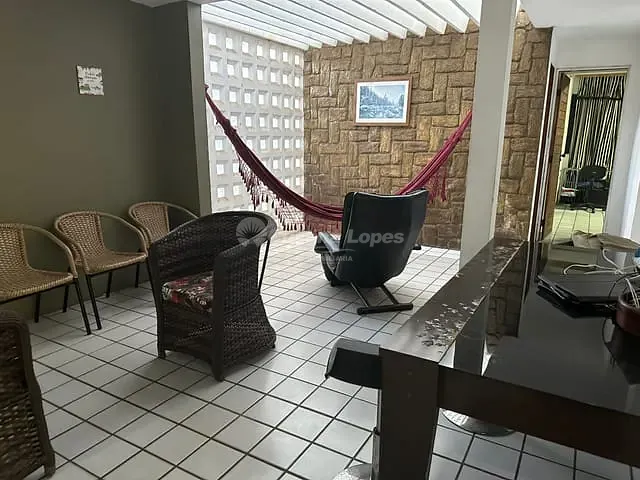 Casa com 450m² 3 quartos e 6 banheiros, à venda, no bairro Ininga em Teresina