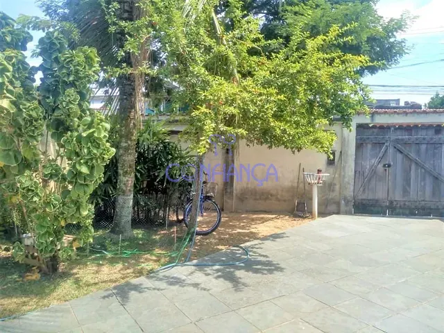 Casa com 228m² 2 quartos e 1 banheiro, à venda, no bairro Campo Grande em Rio de Janeiro