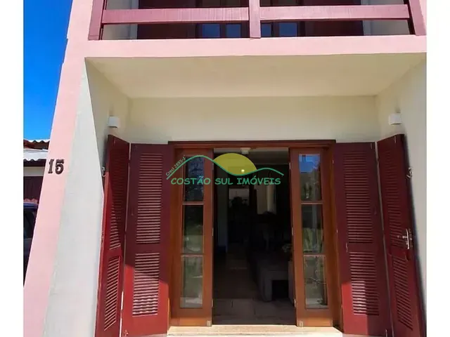 Casa com 75m² 2 quartos e 2 banheiros, para alugar, no bairro Armação do Pântano do Sul em Florianópolis
