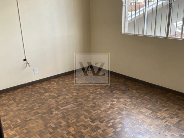 Casa com 532m², à venda, no bairro Orfãs em Ponta Grossa