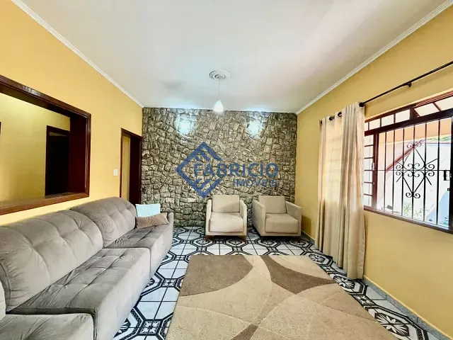 Casa com 275m² 3 quartos e 2 banheiros, à venda, no bairro Nova Vinhedo em Vinhedo