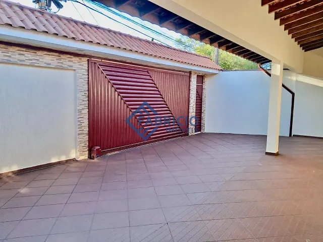 Casa com 275m² 3 quartos e 2 banheiros, à venda, no bairro Nova Vinhedo em Vinhedo