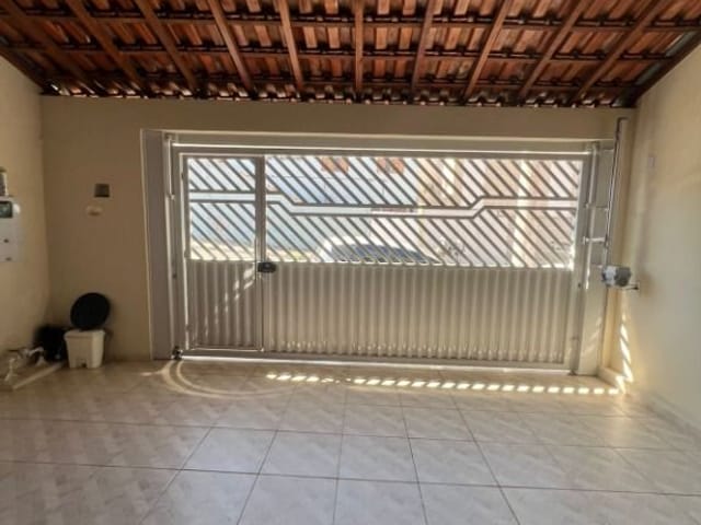 Casa com 144m² 2 quartos e 2 banheiros, à venda, no bairro Residencial Guedes em Tatuí