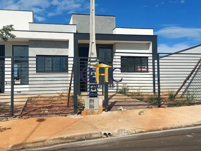 Casa com 125m² 2 quartos e 2 banheiros, à venda, no bairro Jardim São Lucas em Salto de Pirapora