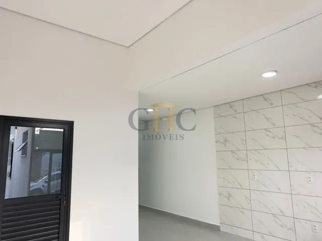 Casa com 125m² 2 quartos e 2 banheiros, à venda, no bairro Jardim São Lucas em Salto de Pirapora