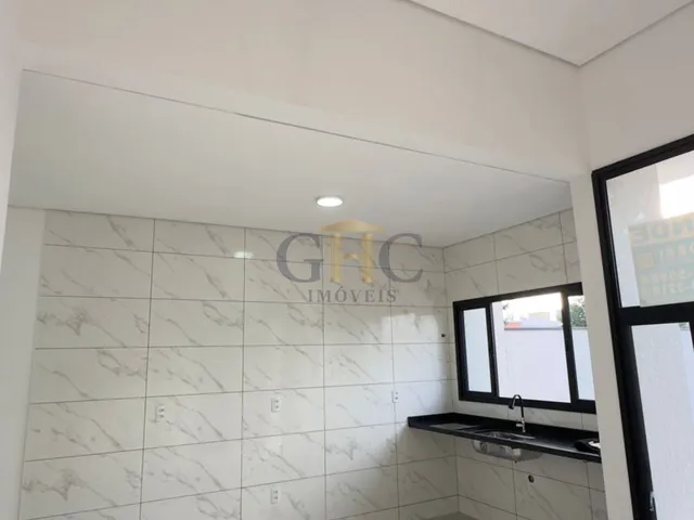Casa com 125m² 2 quartos e 2 banheiros, à venda, no bairro Jardim São Lucas em Salto de Pirapora