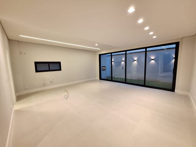 Foto do Casa - Santa Cândida, Casa Nova em Condomínio Clube, 189 metros privativos, 3 quartos, suíte e terraço descoberto. | Imobiliária GreenVille