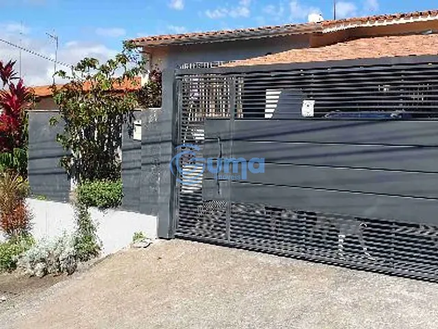 Casa com 250m² 3 quartos e 3 banheiros, à venda, no bairro Jardim Europa em Bragança Paulista