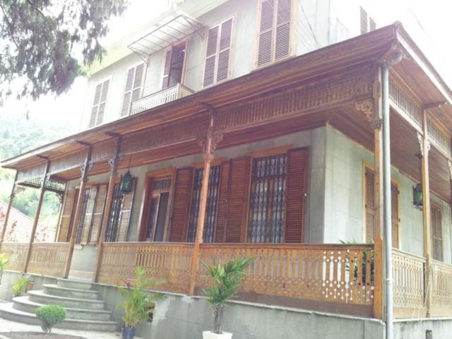 Casa à venda, no bairro Centro em Petrópolis