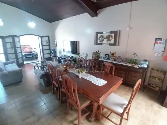 Casa com 450m² 3 quartos e 2 banheiros, à venda, no bairro Cibratel I em Itanhaém