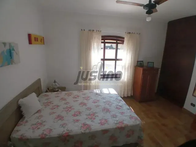 Casa com 450m² 3 quartos e 2 banheiros, à venda, no bairro Cibratel I em Itanhaém