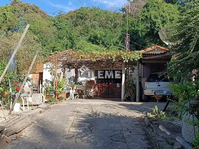 Casa com 360m² 3 quartos e 3 banheiros, à venda, no bairro Vila Quintino em Mococa