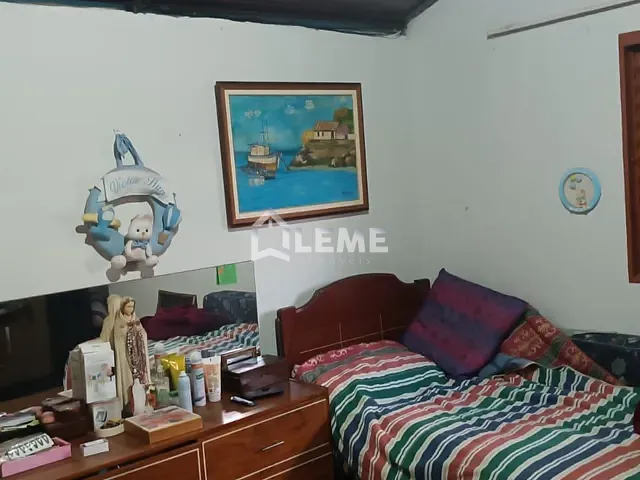 Casa com 360m² 3 quartos e 3 banheiros, à venda, no bairro Vila Quintino em Mococa