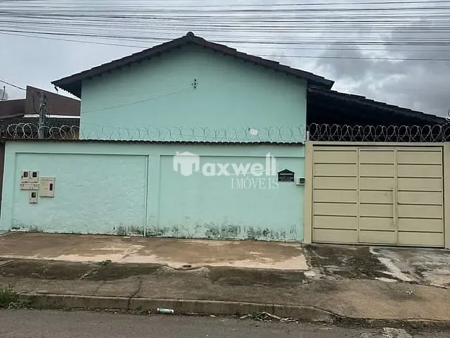 Casa 3 quartos e 1 banheiro, para alugar, no bairro Papillon Park em Aparecida de Goiânia