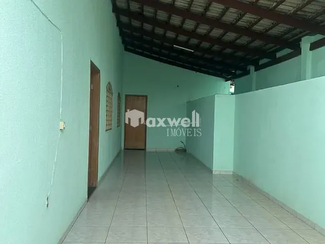 Casa 3 quartos e 1 banheiro, para alugar, no bairro Papillon Park em Aparecida de Goiânia