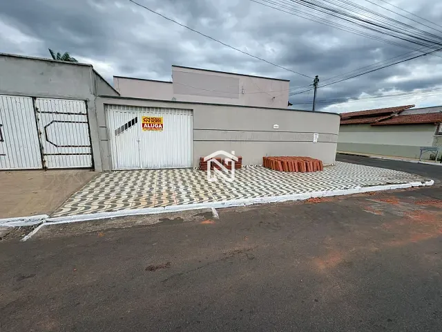 Casa com 200m², para alugar, no bairro Centro em Paraíso do Tocantins