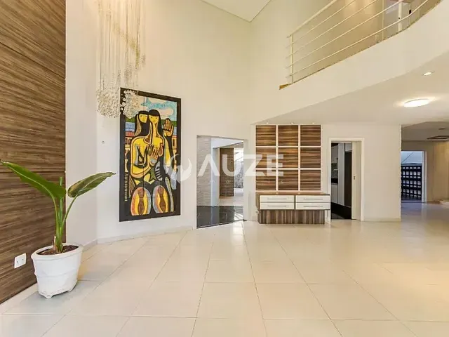 Casa com 320m² 4 quartos e 5 banheiros, à venda, no bairro Campo Comprido em Curitiba
