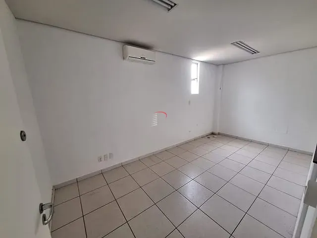 Casa com 801m², para alugar, no bairro Jardim Presidente em Londrina