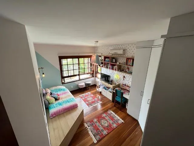 Casa 4 quartos e 3 banheiros, à venda, no bairro São Gonçalo em Pelotas