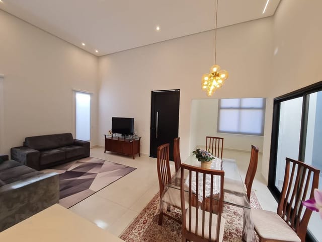 Foto do Casa - Ampla casa com área Gourmet e sustentabilidade , Localizada no condomínio Via Castelli, Louveira, SP | Ravazi Imóveis