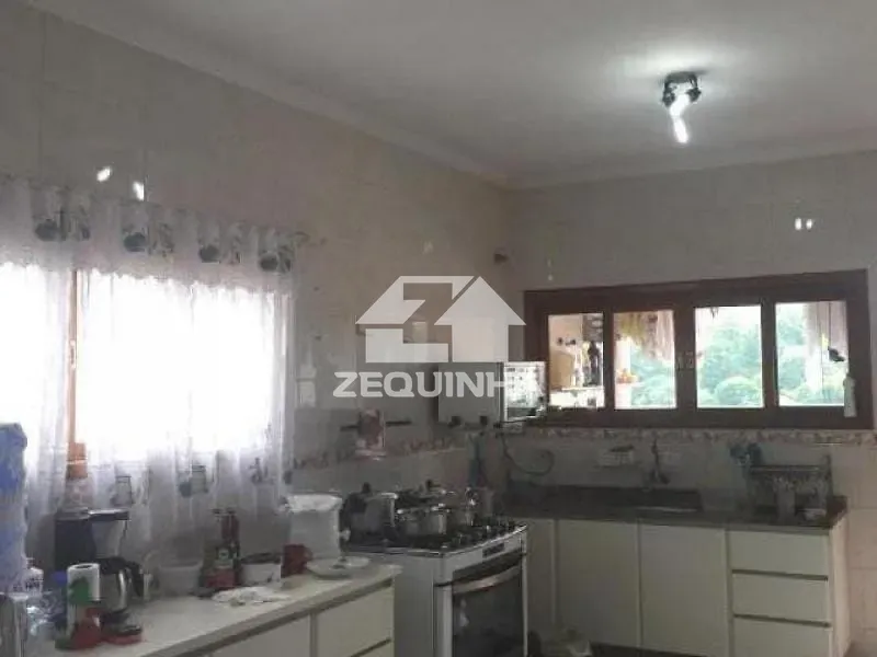 Casa, 3 quartos, 212 m² - Foto 13