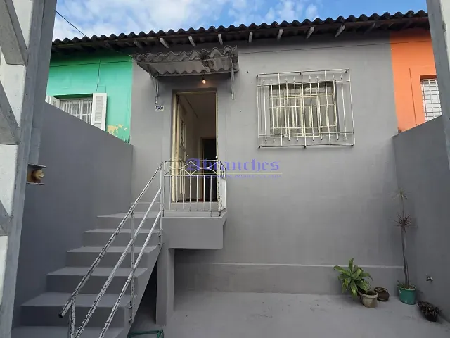 Casa 1 quarto e 1 banheiro, para alugar, no bairro Vila Pedroso em São Paulo