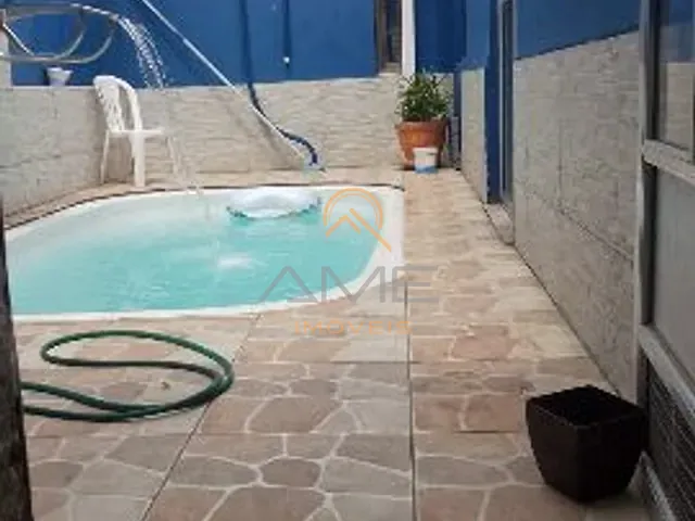 Casa 3 quartos e 2 banheiros, à venda, no bairro Areal em Pelotas