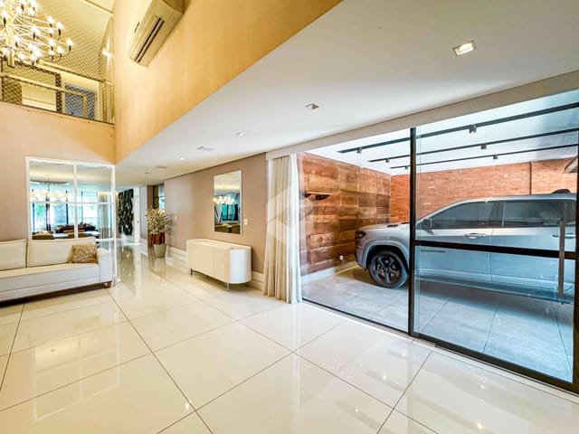 Casa com 622m² 4 quartos e 8 banheiros, à venda ou para alugar, no bairro Barra da Tijuca em Rio de Janeiro