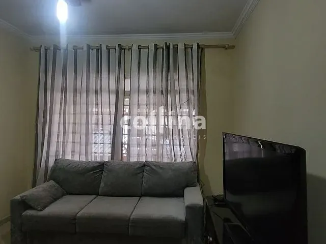 Casa com 94m² 3 quartos e 3 banheiros, à venda, no bairro Centro em Carapicuíba