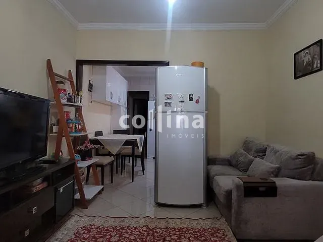 Casa com 94m² 3 quartos e 3 banheiros, à venda, no bairro Centro em Carapicuíba