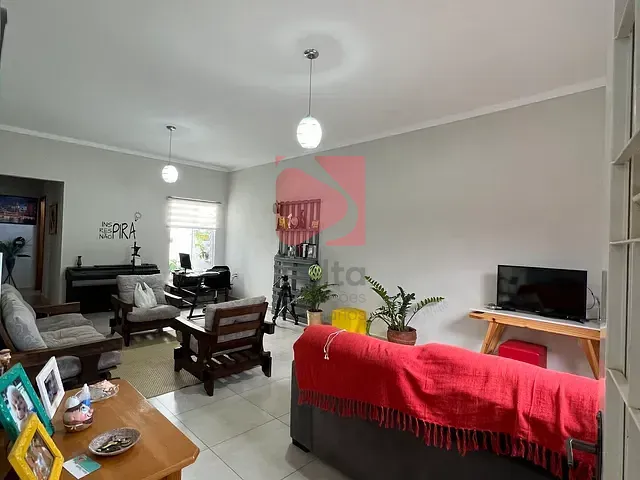 Casa 2 quartos e 1 banheiro, à venda, no bairro Terrazul em Pirassununga