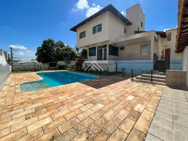 Casa com 665m² 4 quartos e 3 banheiros, à venda, no bairro Jardim Ana Maria em Jundiaí