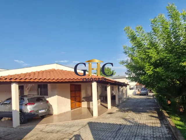 Casa com 1040m² 5 quartos e 4 banheiros, à venda, no bairro Terras de São Francisco em Salto de Pirapora