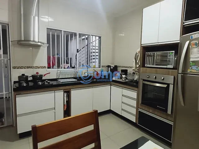 Casa com 121m² 2 quartos e 2 banheiros, à venda, no bairro Vila Mota em Bragança Paulista