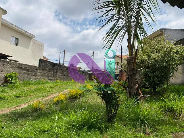 Casa com 333m² 4 quartos e 2 banheiros, à venda, no bairro Novo Osasco em Osasco