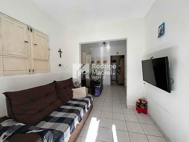 Casa 3 quartos e 1 banheiro, à venda, no bairro Torrões em Recife