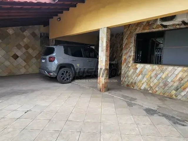 Casa com 250m² 3 quartos e 1 banheiro, à venda, no bairro Cidade de Anchieta em Itanhaém