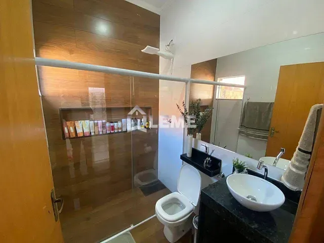 Casa com 250m² 1 quarto e 1 banheiro, à venda, no bairro Alta Vista em Mococa