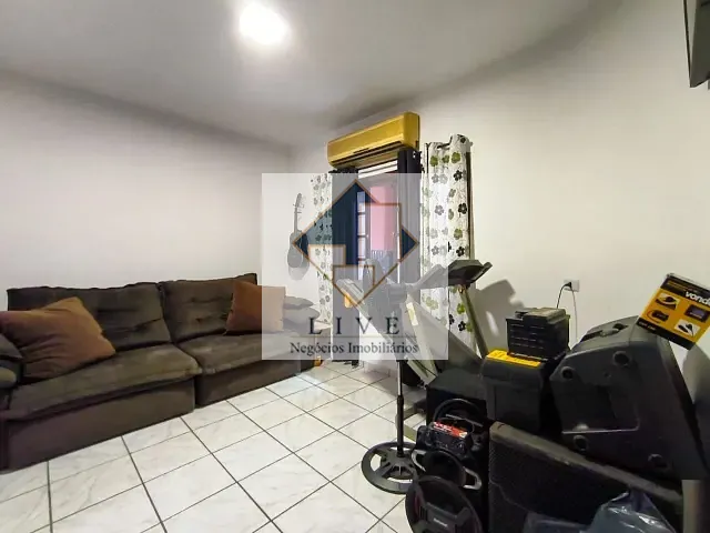 Casa com 150m² 2 quartos e 2 banheiros, à venda, no bairro Parque das Nações em Americana