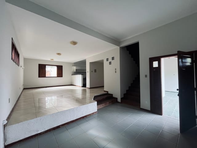 Foto do Casa - Casa para locação, Santa Tereza, Araçuaí, MG | Rede Max Imoveis
