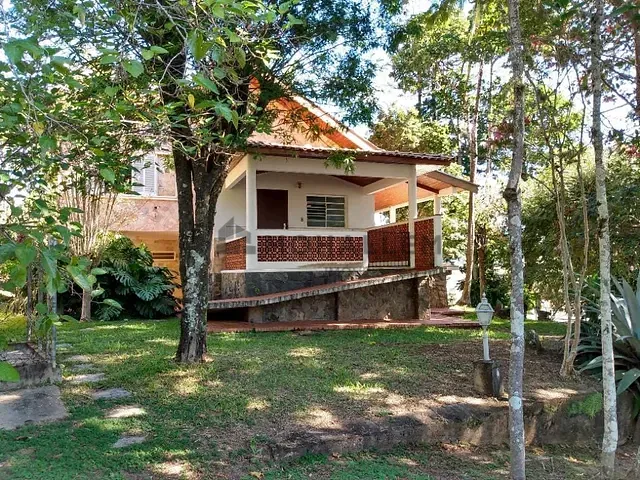 Casa com 1170m² 3 quartos e 1 banheiro, à venda, no bairro Morro Chic em Itajubá