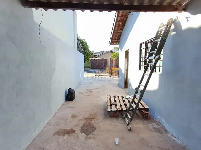 Casa com 125m² 3 quartos e 2 banheiros, para alugar, no bairro Residencial Vila Romana em Londrina