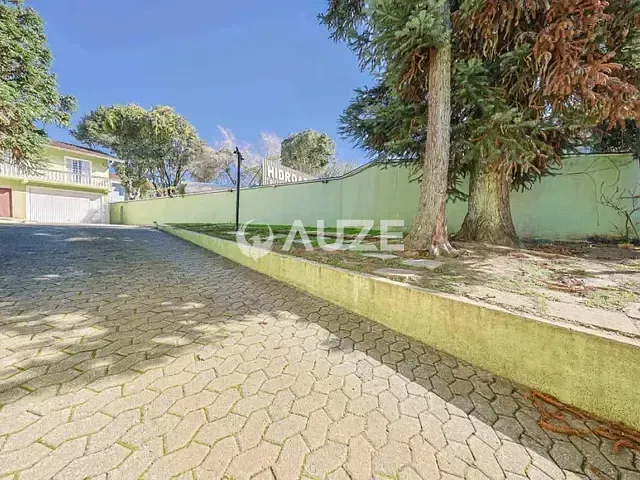 Casa com 168m² 3 quartos e 3 banheiros, à venda, no bairro Santo Inácio em Curitiba
