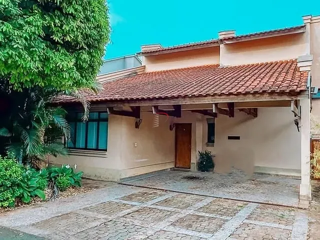 Casa com 350m² 4 quartos e 4 banheiros, à venda, no bairro Alto da Colina em Londrina