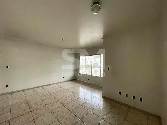 Casa com 374m², para alugar, no bairro Centro em Chapecó