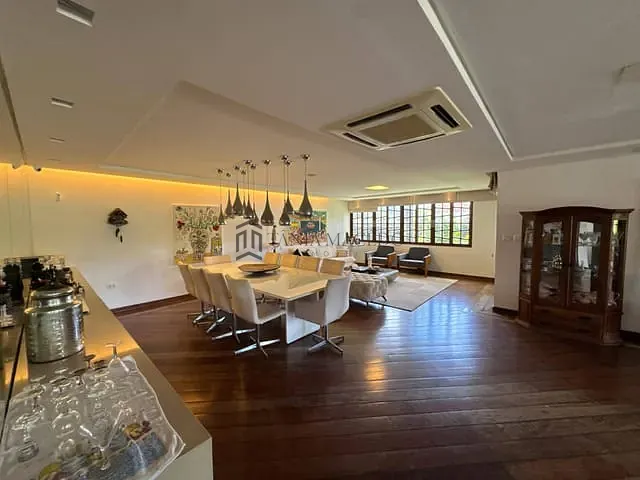 Casa com 750m² 5 quartos e 5 banheiros, à venda, no bairro Apipucos em Recife
